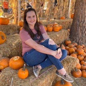 Meet your Posher, Krystal